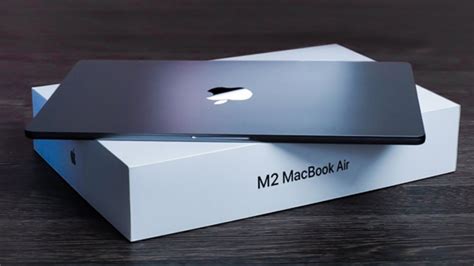 Cận cảnh MacBook Air M2 Midnight – Siêu phẩm có đẹp như lời đồn?