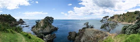 Waiheke Island Walks (Hauraki Gulf, New Zealand) – Two At Sea