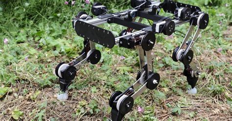 Dog-inspired robot keeps running on its own once started