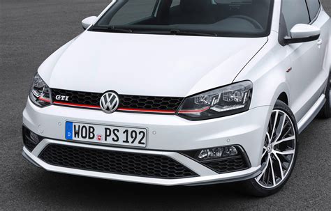 2015 Volkswagen Polo GTI Facelift is Almost as Good as the Polo R WRC