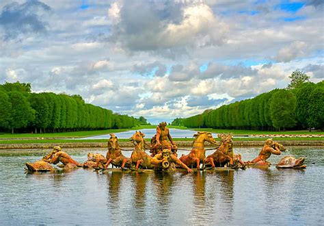 Palace Of Versailles In France Chateau Palace Versailles Gardens Photo Background And Picture ...