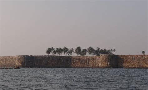 Sindhudurg Fort, History, Timings, Information & Entry Fee