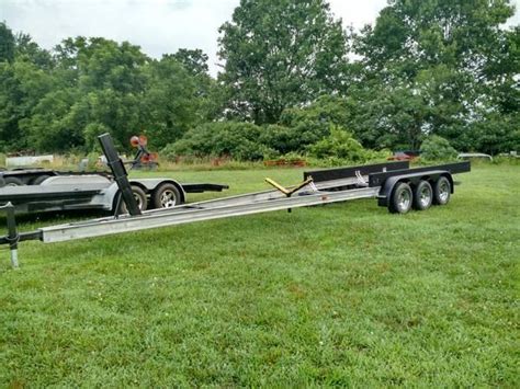 ALUMINUM 36 FT. TRIPLE AXLE BOAT TRAILER for Sale in Hartville ...