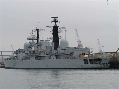 HMS Glasgow D88 Type 42 Sheffield Class Batch 1 Guided Missile Destroyer | Royal navy, Warship ...