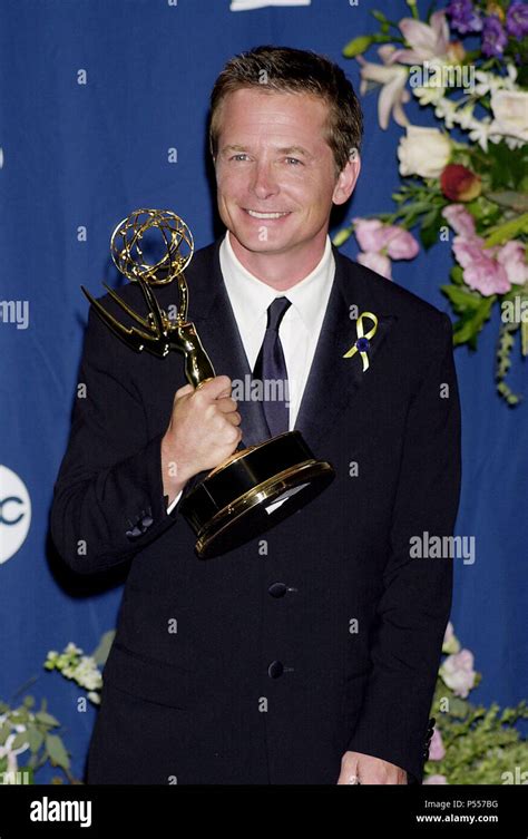 Michael j fox grammys hi-res stock photography and images - Alamy