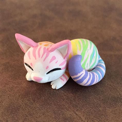 Becca Golins on Instagram: “Rainbow kitten has me like DAWWWWW I love ...