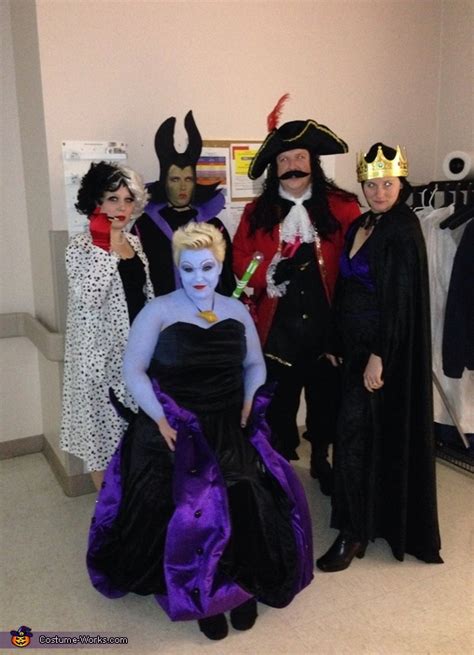 Disney Villains - Group Halloween Costume - Photo 2/5