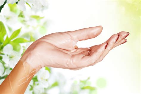 Paraffin Hand Treatment – Skin Care