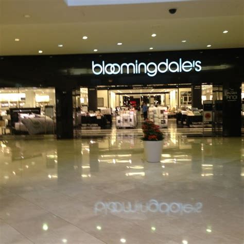 Photos at Bloomingdale's - Department Store in South Coast Metro