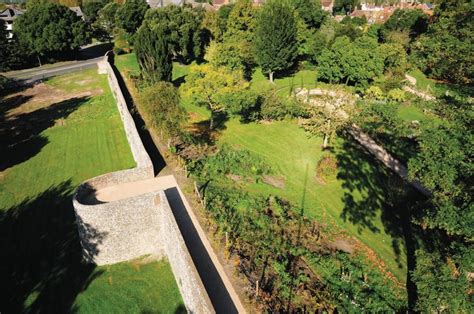 Bishop’s Palace Gardens | Chichester Cathedral