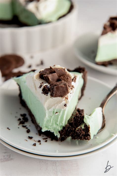 Grasshopper Pie with Oreo Crust – If You Give a Blonde a Kitchen