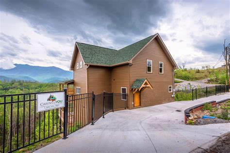 Beartastic Mountain View Lodge - Gatlinburg Cabin Rentals - Chalet Village | Gatlinburg Cabins ...