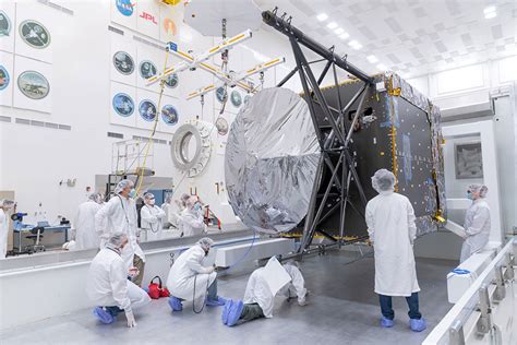 Watch NASA's Psyche Spacecraft Being Built Before Its Billion-Mile Journey to Asteroid - Newsweek