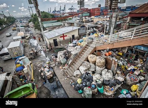 Tondo, slum, Manila, Philippines, bidonville Stock Photo - Alamy