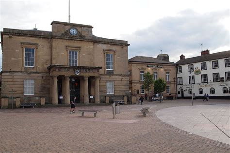 How To Meet People In Mansfield, England - Get The Friends You Want