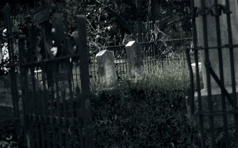 Creepy Graveyard Wallpaper (64+ images)