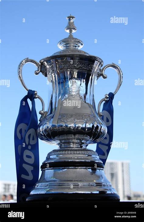 FA CUP WITH MANCHESTER CITY CO FA CUP FOOTBALL TROPHY LOS ANGELES CALIFORNIA USA 22 July 2011 ...