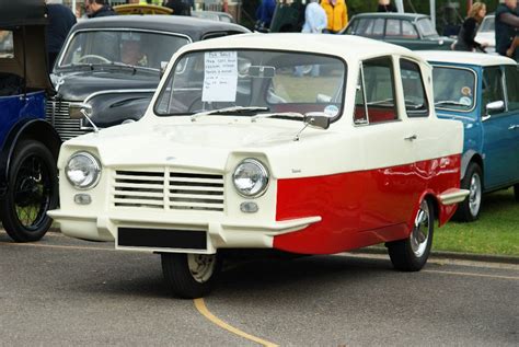 Photos of 20 Wonderful Reliant Regal Cars ~ Vintage Everyday