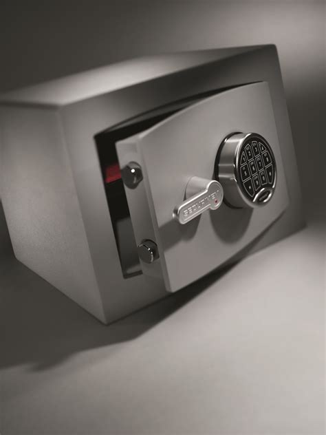 Are All Safes the Same? - Locksmith Journal