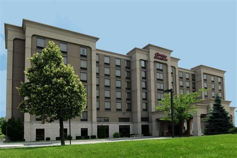 HAMPTON INN & SUITES BY HILTON WINDSOR $87 ($̶1̶2̶9̶) - Updated 2021 Prices & Hotel Reviews ...