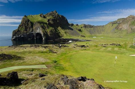 Elephant Rock In Iceland - Discover the Elephant Rock