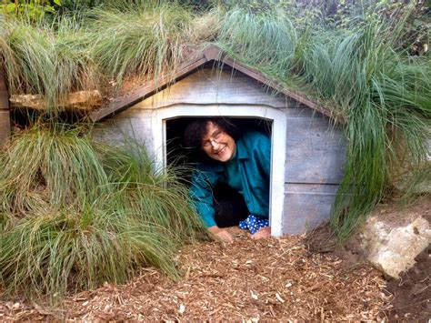 DIY: How to Make A Hobbit House (In Your Garden) | PITH + VIGOR