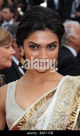 DEEPIKA PADUKONE ON TOUR PREMIERE CANNES FILM FESTIVAL 2010 PALAIS DES ...