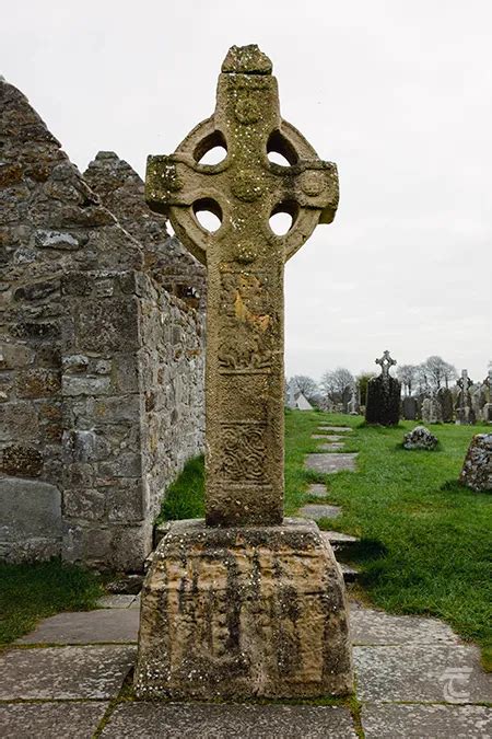 Clonmacnoise Monastery • History • Visitor Information 2024