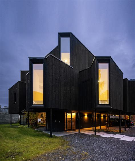 Bay Window House / Atelier Oslo | ArchDaily