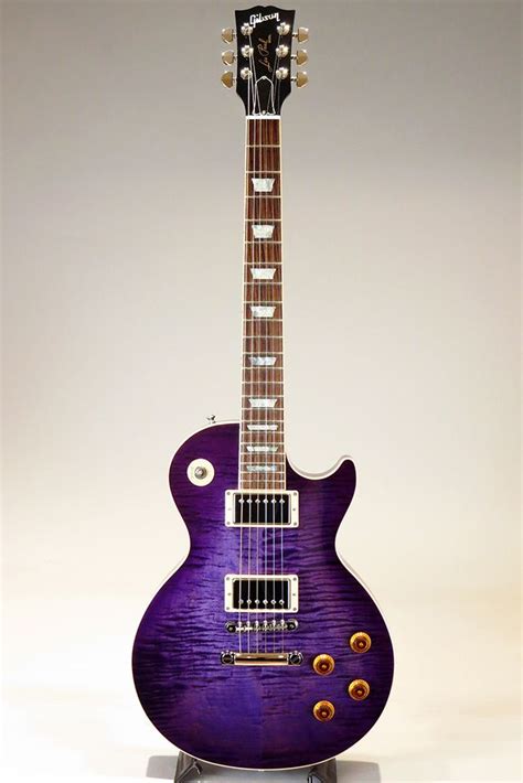 Gibson Custom Pro Purple Edge Guitar Pics, Guitar Gear, Cool Guitar ...