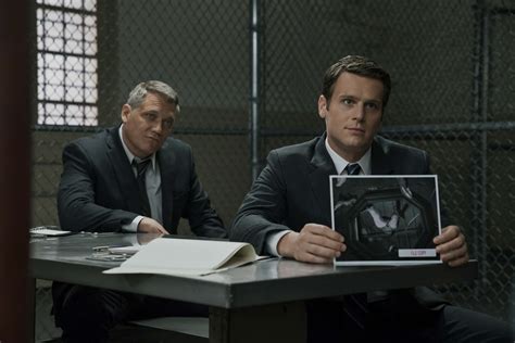 'Mindhunter' Season 2's FBI agent Holden Ford cracks serial killer Ed ...