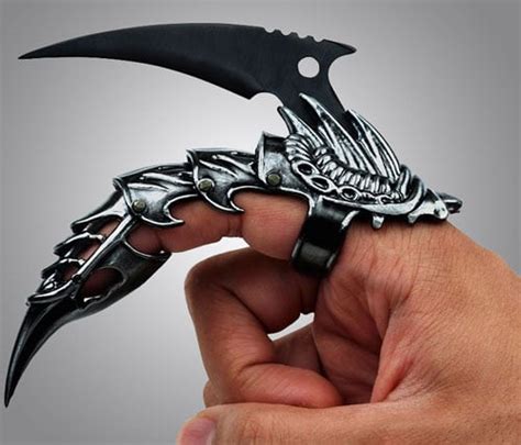 Dragon Claw Ring - Awesome Stuff 365