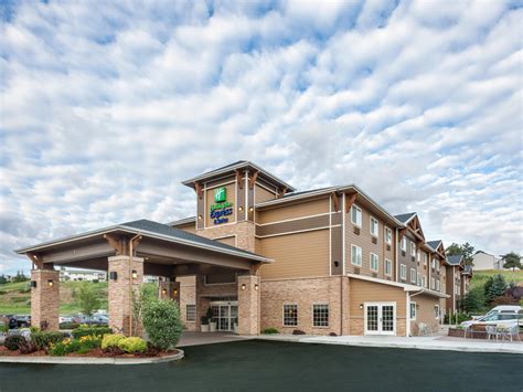 Pullman Hotel, WA - Holiday Inn Express & Suites Pullman Hotel