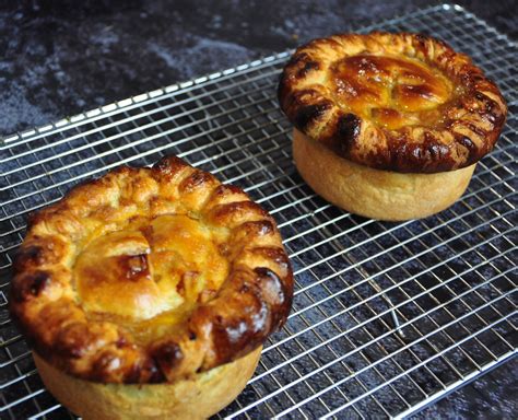 Beef Bourguignon Pie With No Fail 2 Minute Flaky Pastry