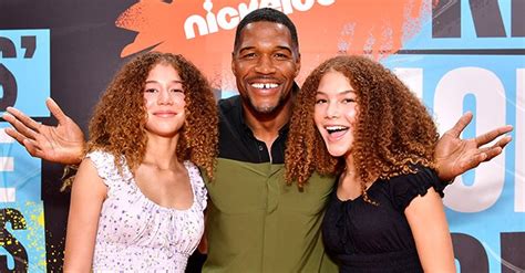 Michael Strahan's Twin Daughters Isabella & Sophia Look All Grown up in ...