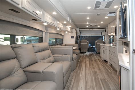 2023 Fleetwood Pace Arrow 36U RV for Sale in Winter Garden, FL 34787 | 303332 | RVUSA.com ...