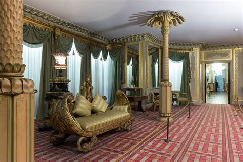 Royal Pavilion - The Banqueting Room Gallery | Royal pavilion, Best interior, Interior