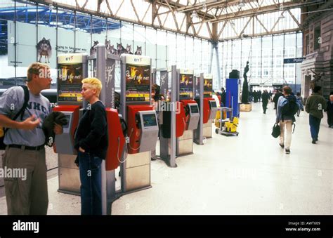 Waterloo Station, London Stock Photo - Alamy