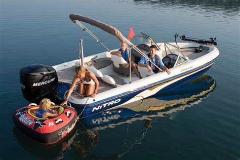 19 Recreational Boat Types You Should Know (With Pictures)