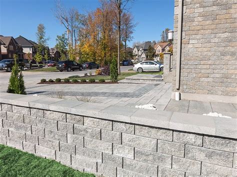 Segmental Retaining Wall Blocks for you| Contractors or Wholesalers