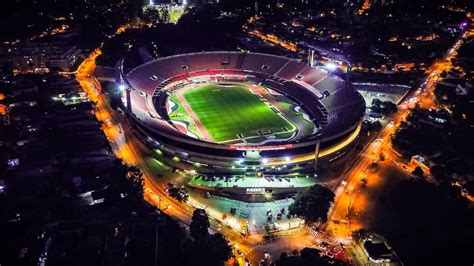 Biggest stadiums in South Africa and their capacity vs other African ...