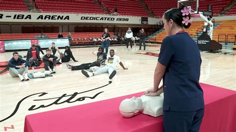 OSU Men’s Basketball team gets CPR training - Yahoo Sports