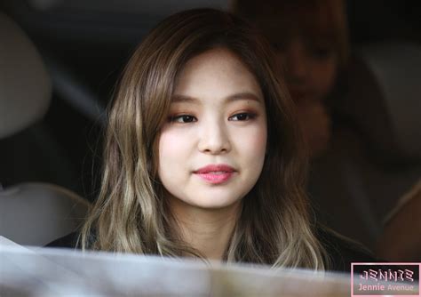 Jennie Kim Updates on Twitter: "161211 #JENNIE leaving SBS Inkigayo by ...