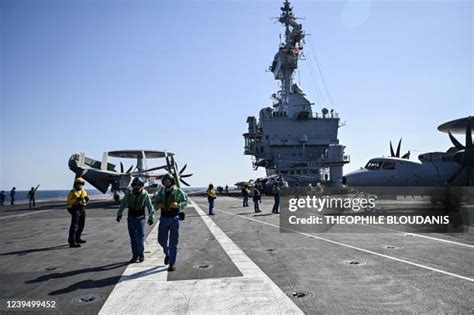 Charles De Gaulle Aircraft Carrier Photos and Premium High Res Pictures ...