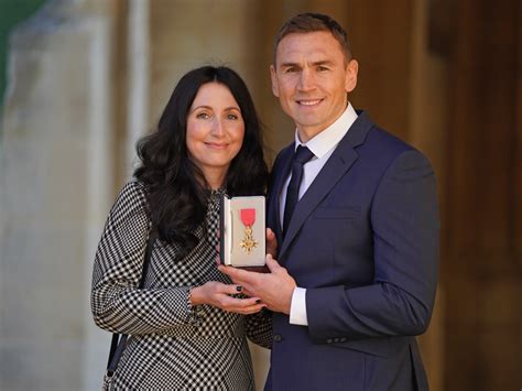 Kevin Sinfield receives OBE from Duke of Cambridge at Windsor Castle