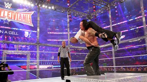 The Fascinating History Of The Undertaker's Tombstone Piledriver Move