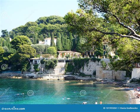 Paloma Beach Dans St Jean Cap Ferrat, France Image stock - Image du ...