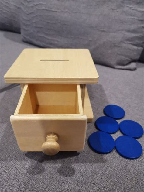 (Lightly Used) Montessori Wooden Coin Box, Hobbies & Toys, Toys & Games ...