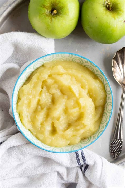 Easy Homemade Apple Sauce Recipe - Effortless Foodie