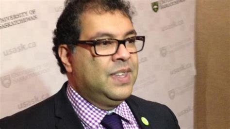 Calgary Mayor Naheed Nenshi speaks at Saskatoon Leadership Conference ...